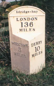 Milepost, near Idridgehay Church