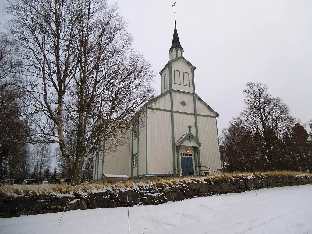 Hølonda kirke. A church located in Hølonda, Melhus, Norway. It was built in 1848 and is made of wood.