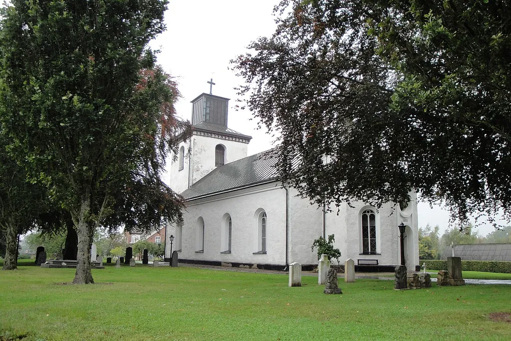 Östra Ljungby kyrka (Östra Ljungby 32:1)