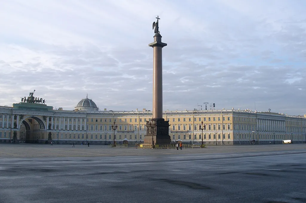 Palace Square, Saint Petersburg, Russia.
