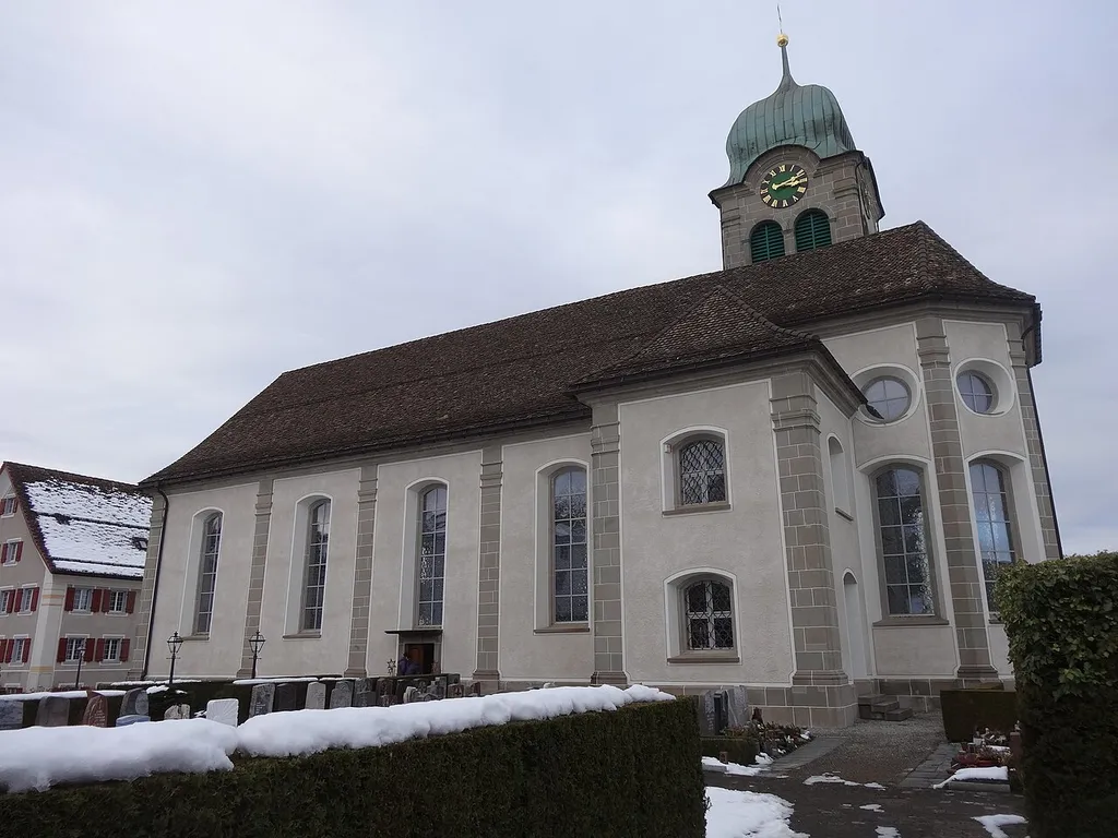 Kath. Pfarrkirche St. Jakobus in Feusisberg (Aussenansicht)