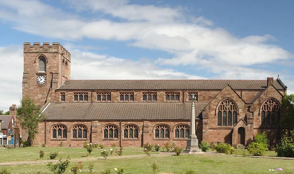 South side of St Thomas, Ashton-in-Makerfield, from the churchyard.