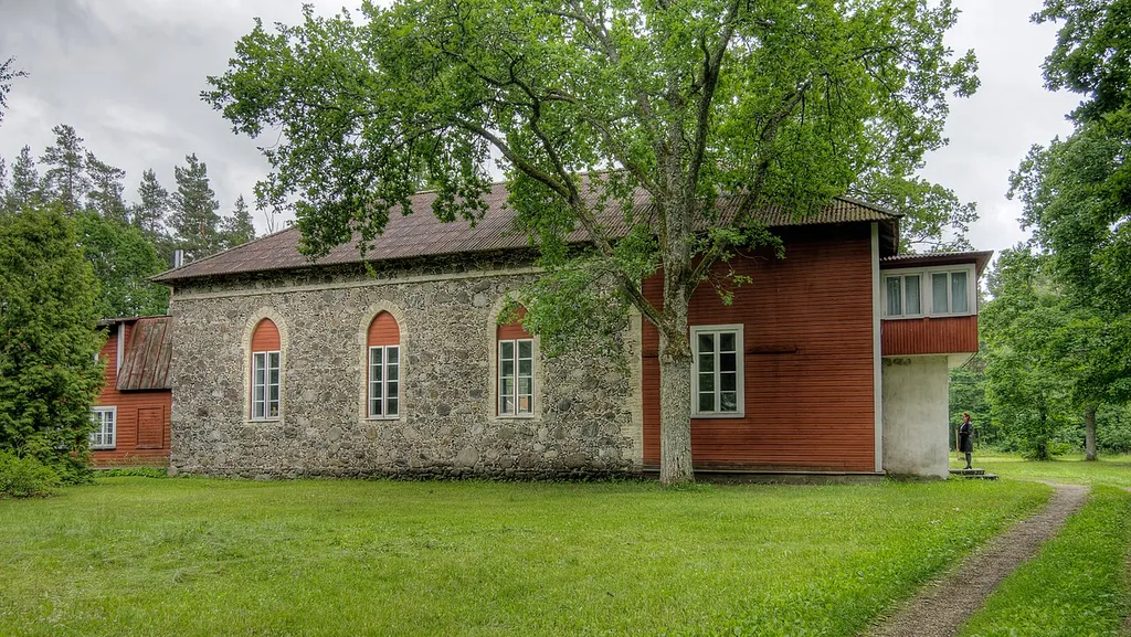 North side of Uulu church