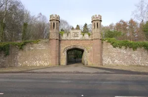 Railway Bridge, Guthrie Castle