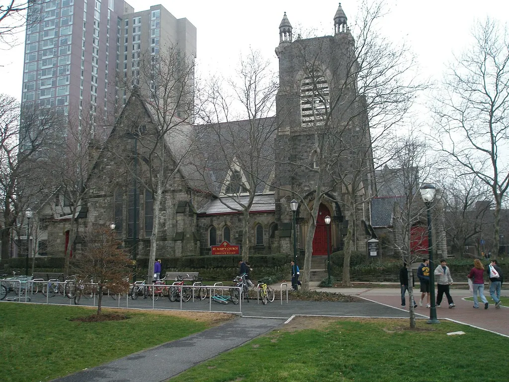 en:Saint Mary's Church, Hamilton Village