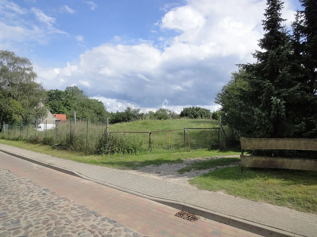 Der Turmhügel in Kratzeburg