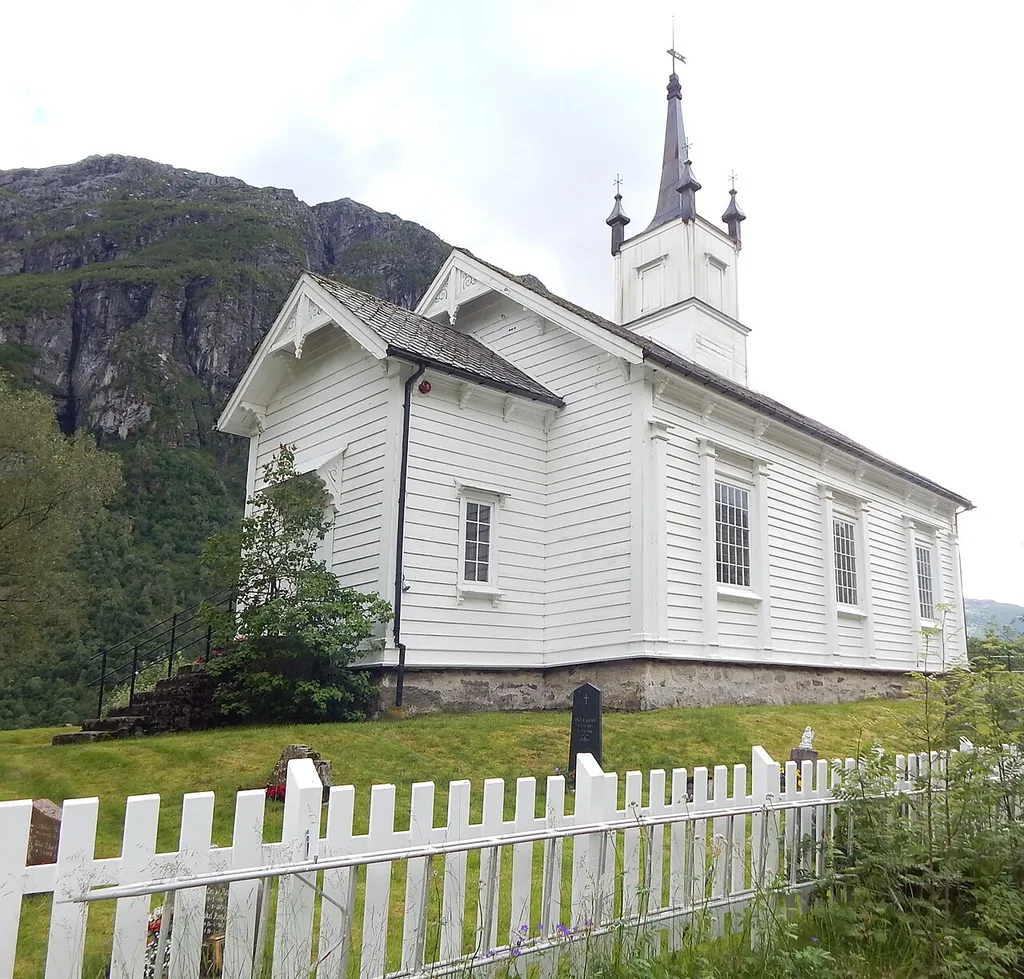 Holsen kirke