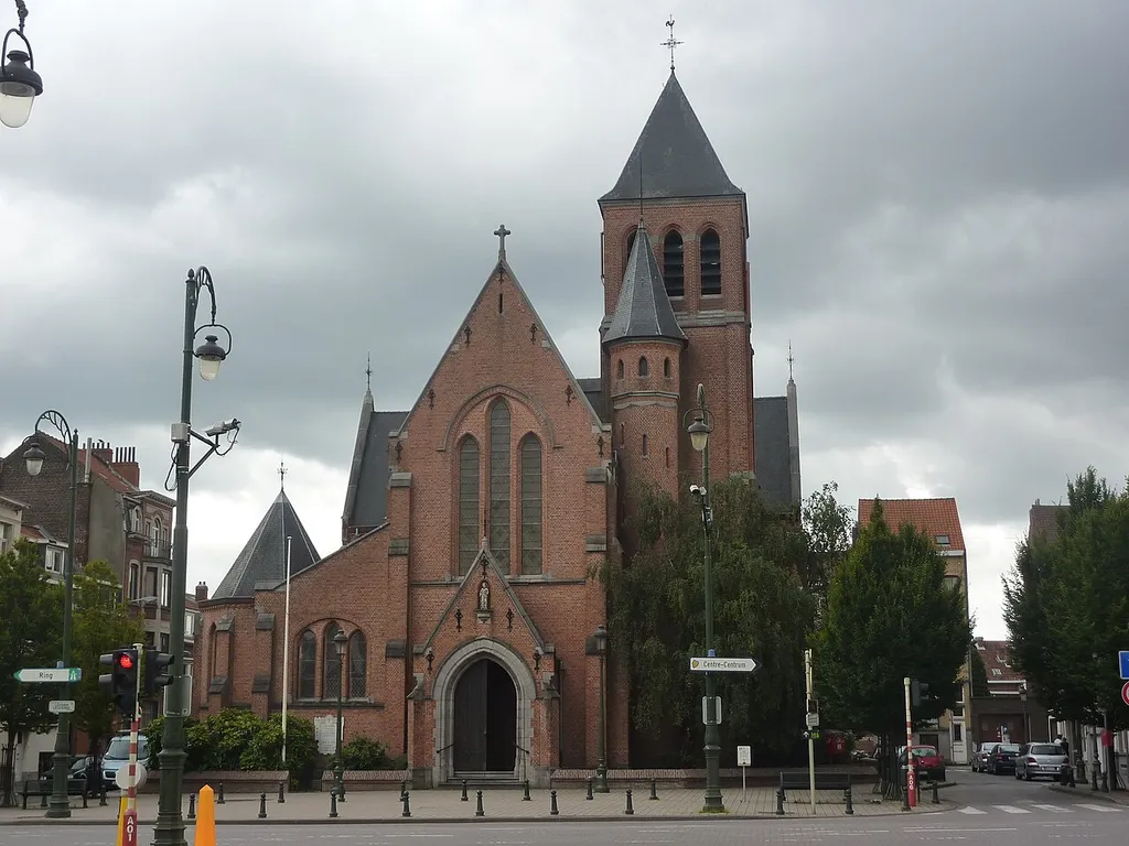 L'église Saint-Joseph, place Jean De Paduwa à Evere, Bruxelles, Belgique.
