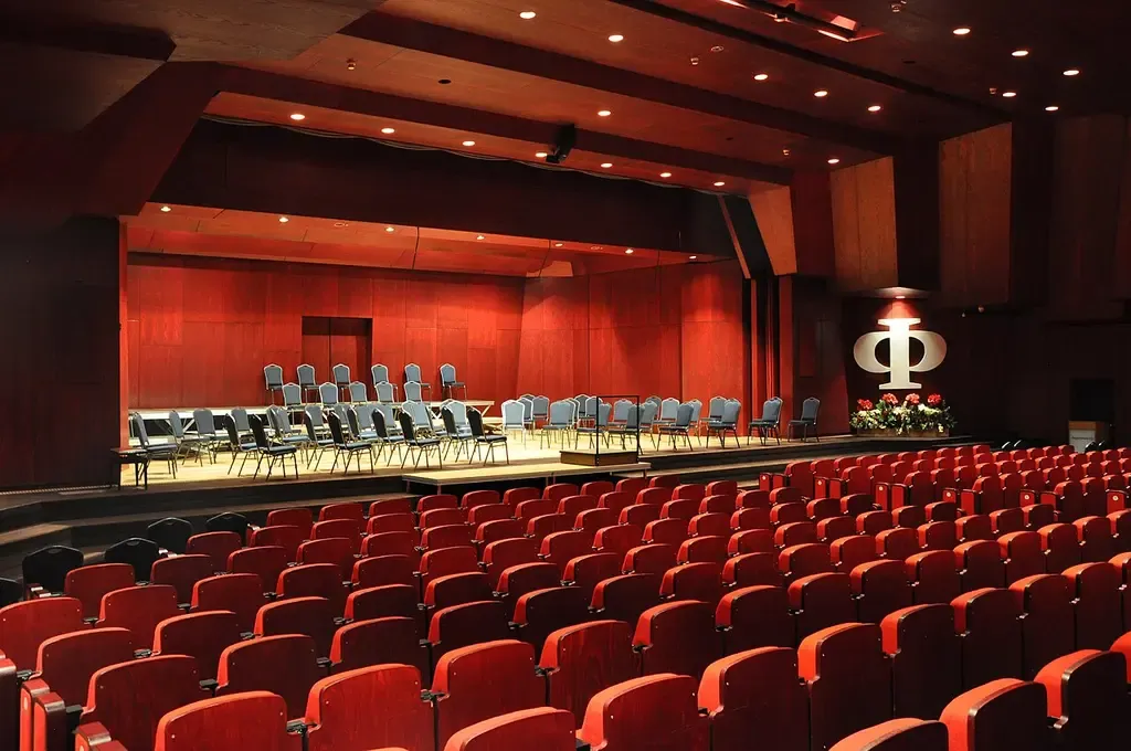 Theater-, Kino- und Konzertsaal im Augustinum