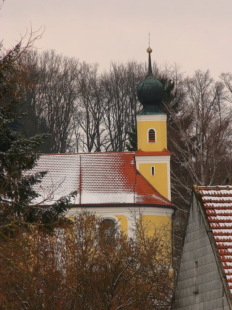 Kirche St. Salvator; 17./18. Jahrhundert; mit Ausstattung.