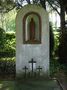 Bienen German military cemetery