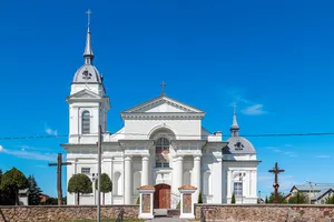 Holy Trinity church in Indura
