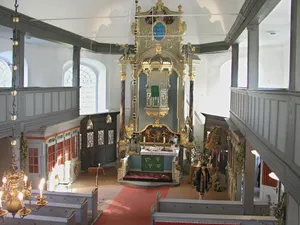 Kirche mit Ausstattung