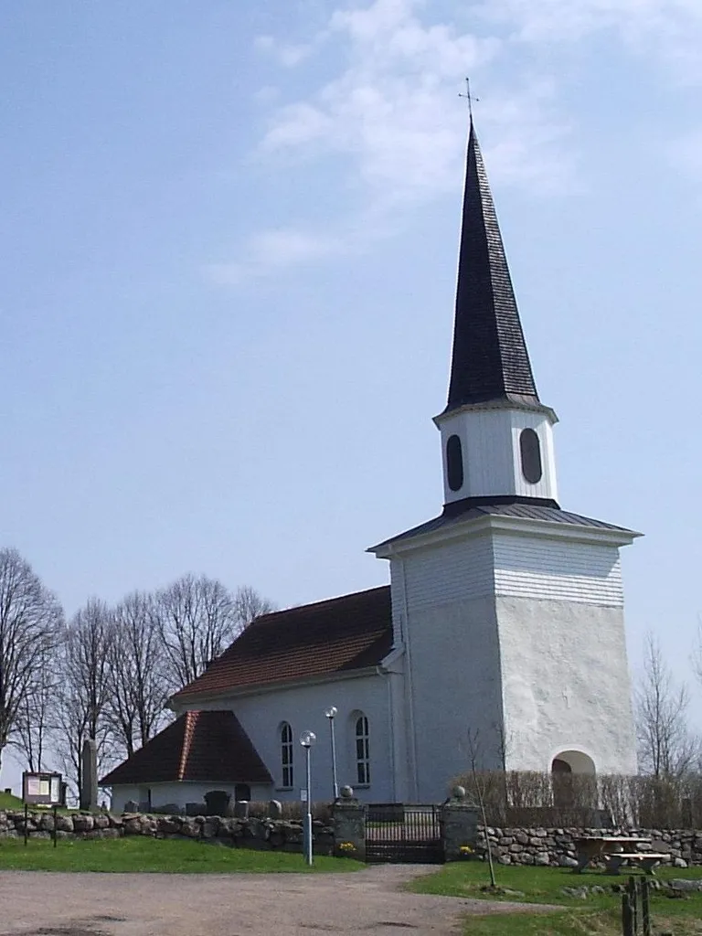 Flistads kyrka i Flistads socken, Vadsbo härad, Skövde kommun, f.d. Skaraborgs län, Västergötland, Västra Götalands län, Sverige. Bilden är fotograferad av Harri Blomberg.