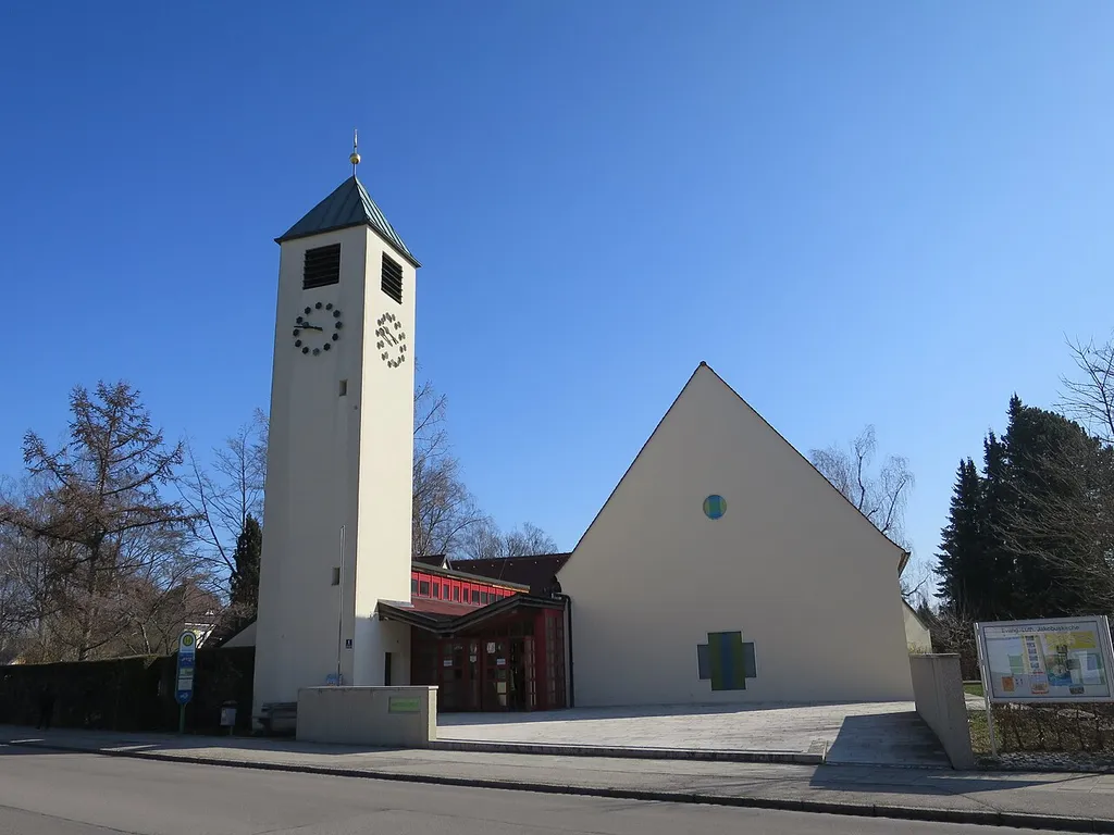 Evangelische Jakobuskirche in Pullach.