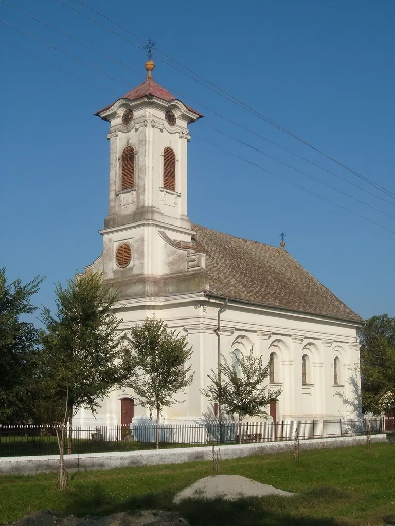 Pravoslavna crkva u Loku