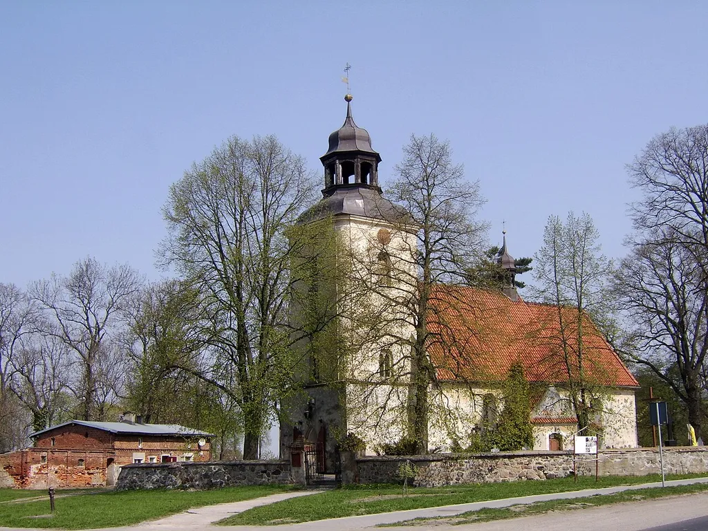Nawra - rzymskokatolicki kościół parafialny pw. św. Katarzyny, XIV, XVII w.