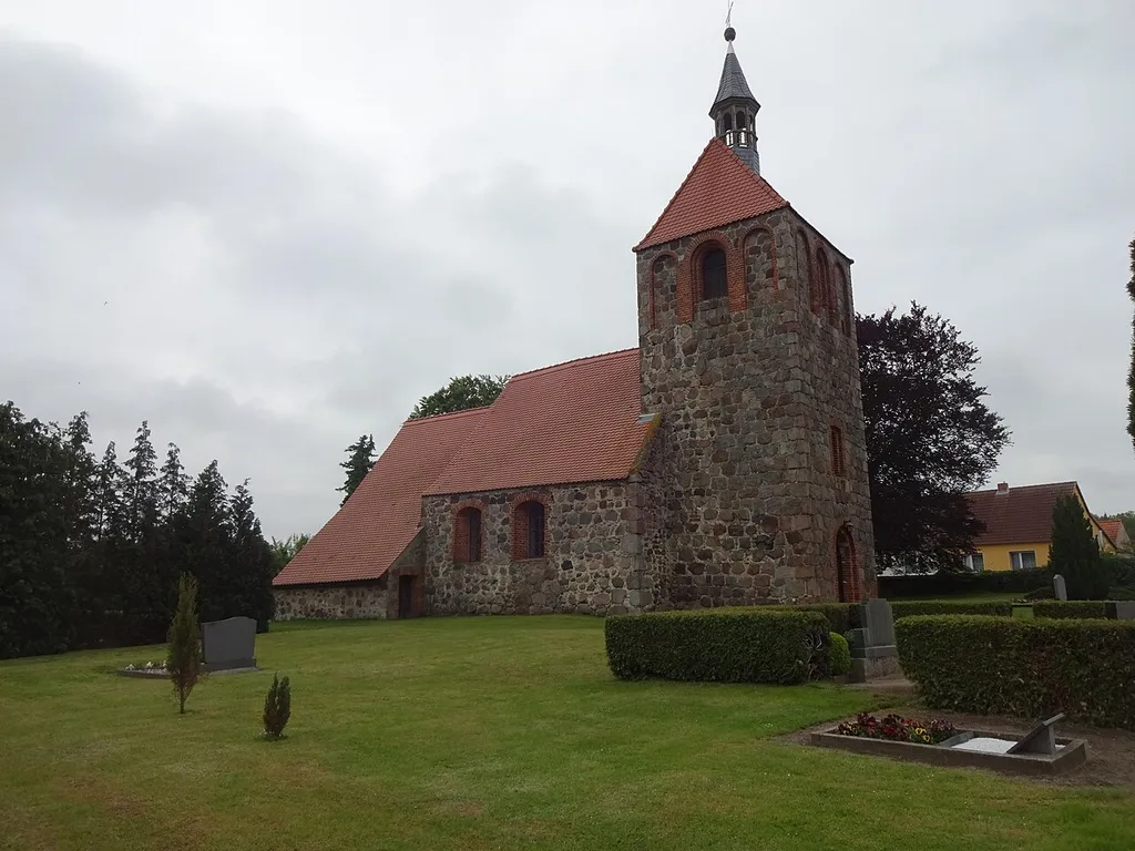 Döllnitz gehört zur Ortschaft Bismark und ist ein Ortsteil der Stadt Bismark (Altmark) im Landkreis Stendal in Sachsen-Anhalt