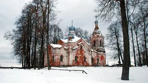 Holy Trinity church, Domovitsy