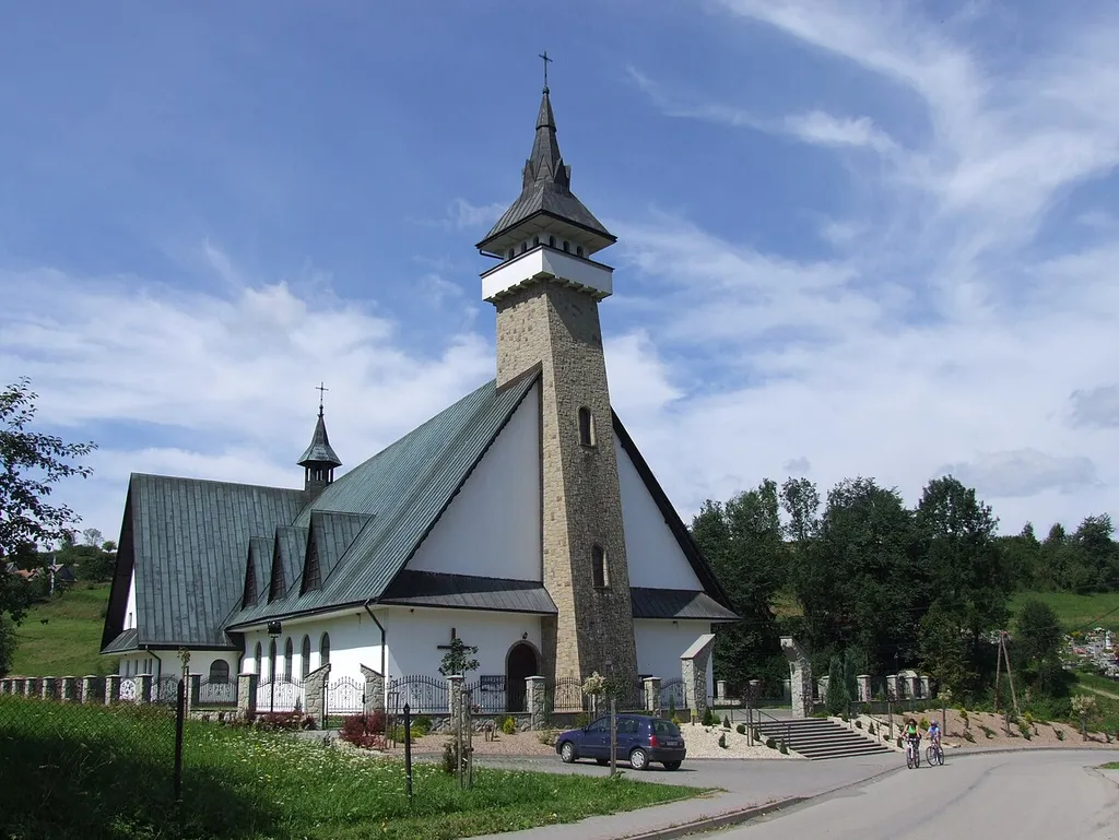 Olszówka - rzymskokatolicki kościół parafialny p.w. Jana Chrzciciela, 1982-1988