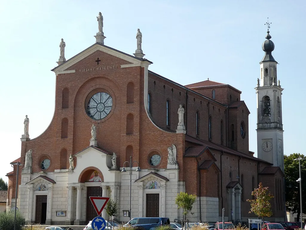 Dueville (Veneto, Italy), Saint Mary church
