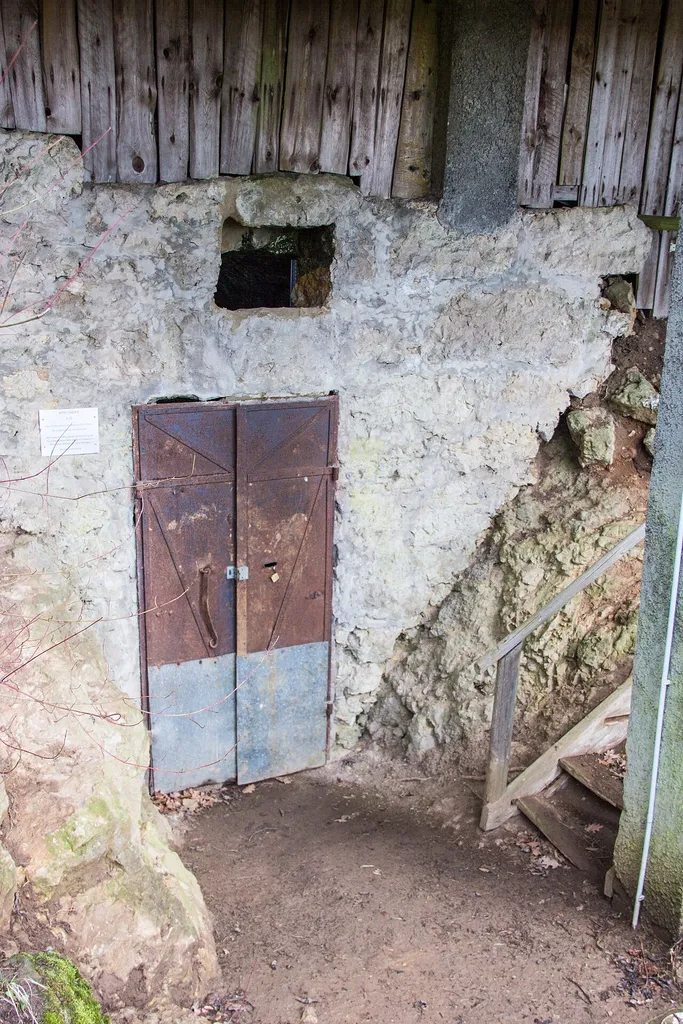 Applehöhle, Steinbach