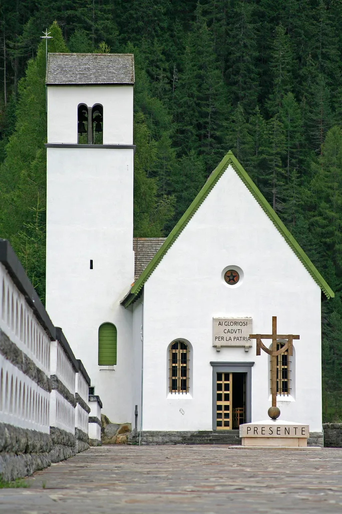Sacrario di Pian dei Salesei