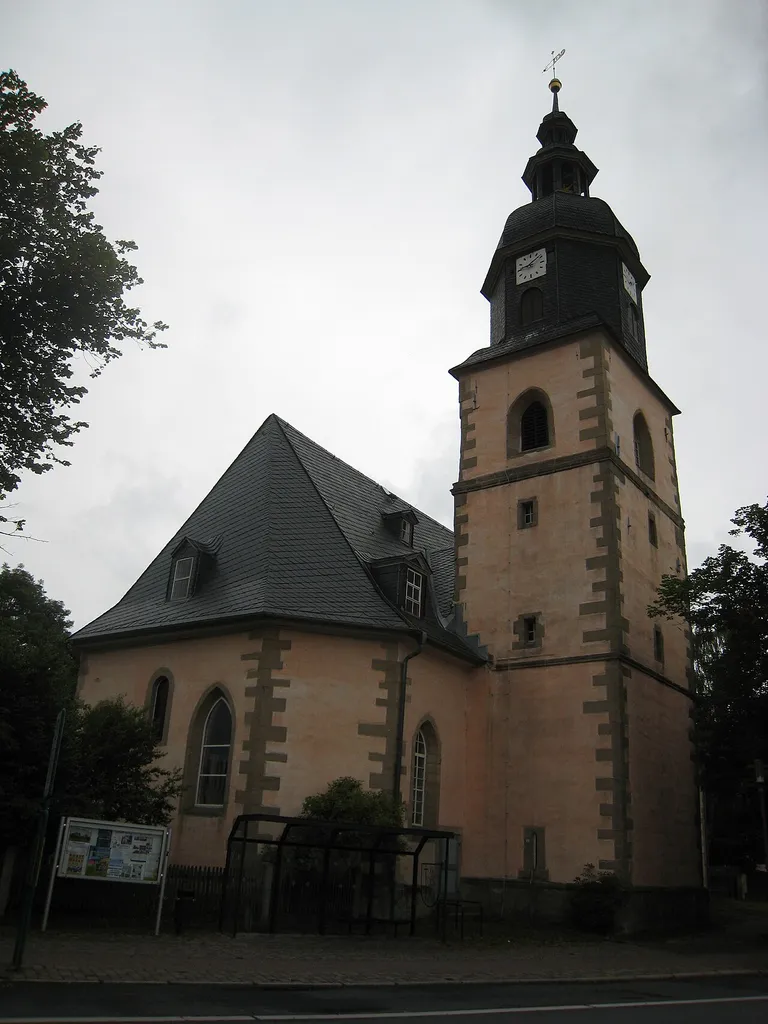 Äußeres der Liebfrauenkirche von Langewiesen