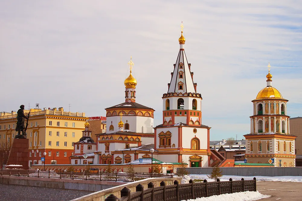 ансамбль Богоявленского собора (Иркутская область, Иркутск, Нижняя Набережная улица, 2, Сухэ-Батора улица)