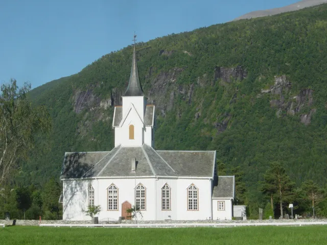 Nesset and the Sira kirke