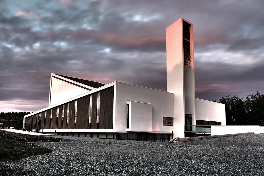 Frøyland og Orstad Kyrkje