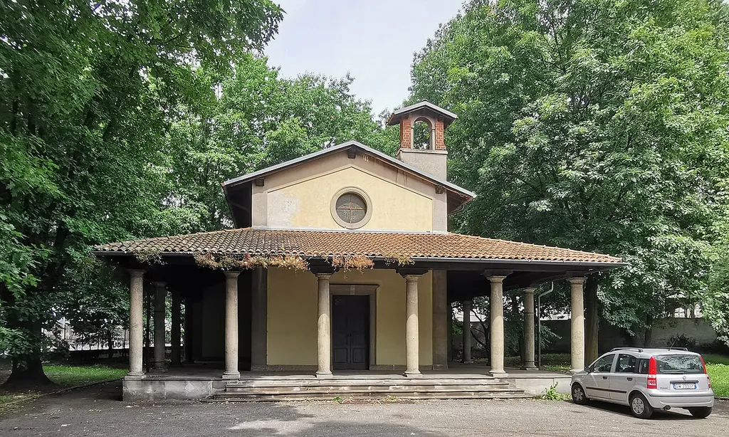 Chiesa della Madonna della Salute in Roserio (Milano)