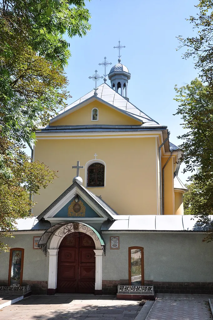 Церква святого Миколая (мур.) в Бучачі Тернопільської області.