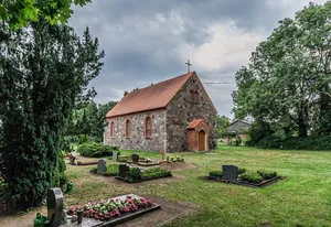 Dorfkirche Parmen