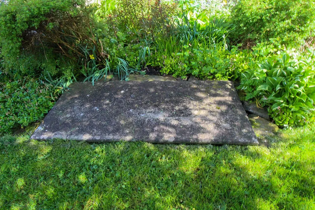 Kettlewell with Starbotton, Grave Slab 1 Metre South Of Chancel Of Church Of St Mary.