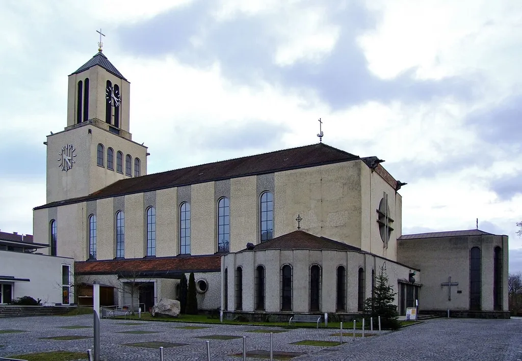 Kath. Pfarrkirche Christkönig