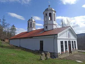 Archangel Michael Church,Osikovitsa