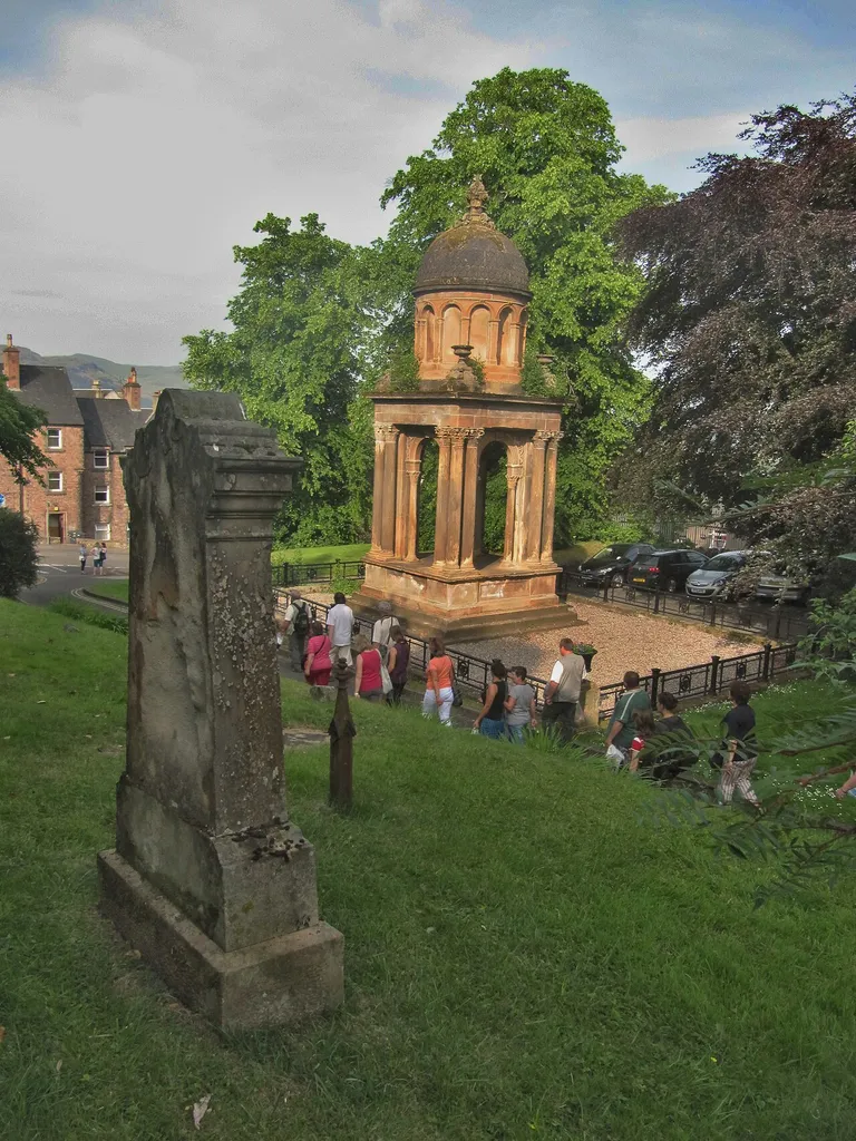 Stirling, Erskine Ebenezer memorial