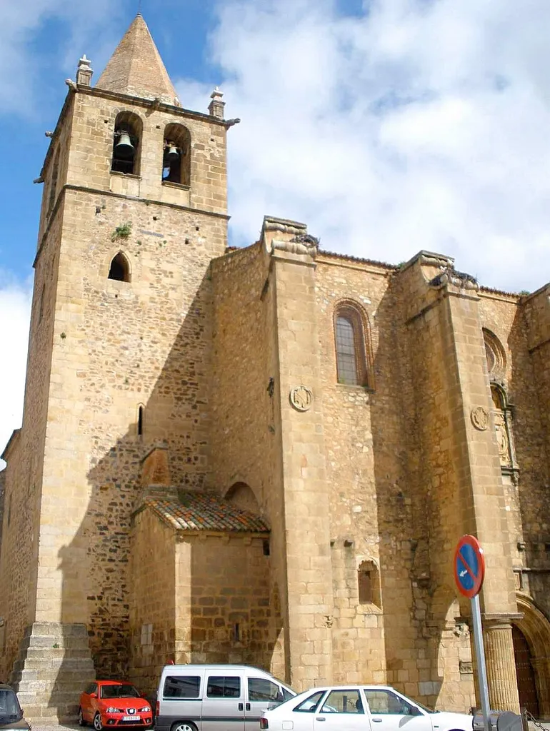 Church of Santiago (Cáceres)