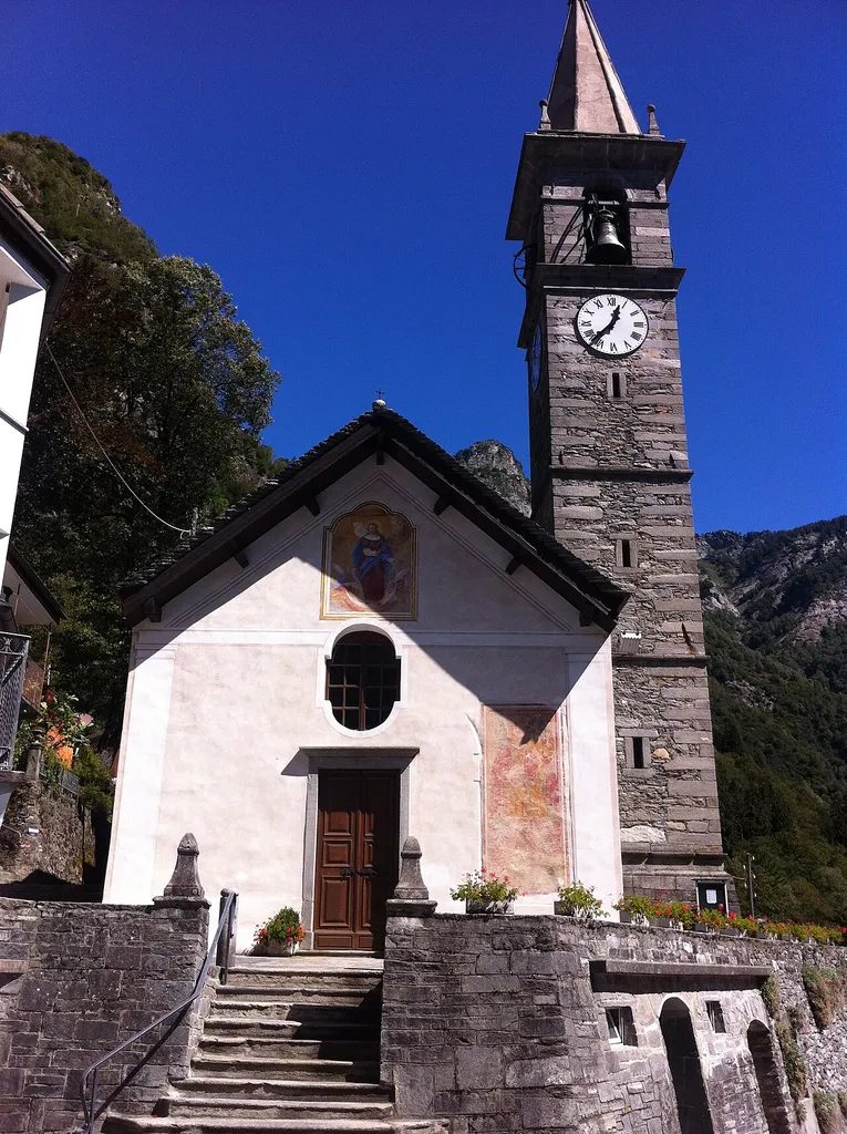 Pfarrkirche Beata Vergine Assunta in Russo