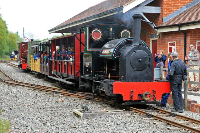 Apedale Valley Light Railway. The train has been pulled into the station by Kerr Stuart 0-4-2ST narrow gauge locomotive of the Tattoo class - Stanhope. The locomotive at the rear was visiting from Statfold Barn and is Hudswell Clarke No. 1056 of 1914 which worked in Fiji for the Colonial Sugar Refining Company.