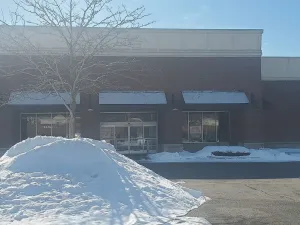 Graceland Twin Cinema