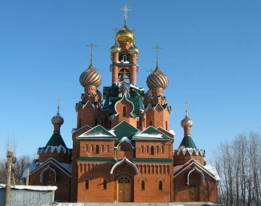 Church in the city of Semiluki Metrophanes Voronezh.