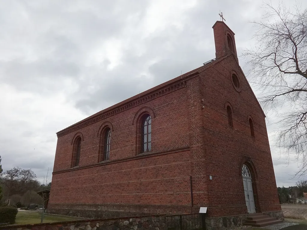 Dorfkirche in Neu Schadow von 1856, Gemeinde Märkische Heide in Brandenburg