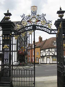 Churchyard Gates