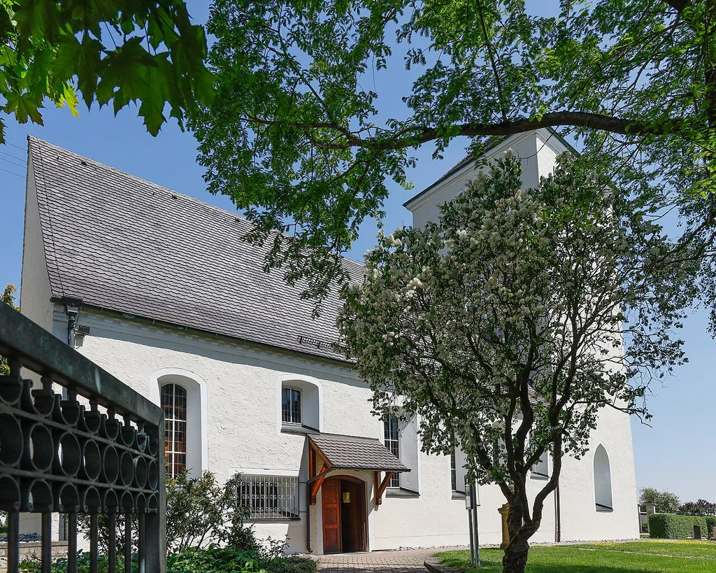 Südwestansicht der Laurentiuskirche.