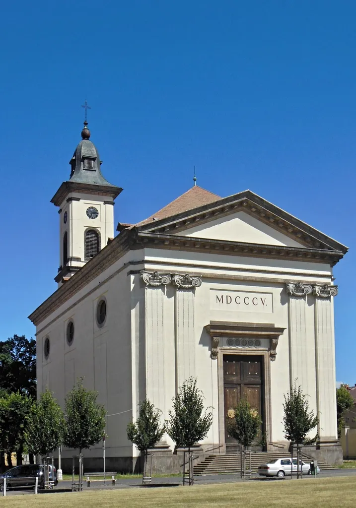 Kostel Vzkříšení Páně na náměstí Československé armády (ČSA) v Terezíně (okres Litoměřice).