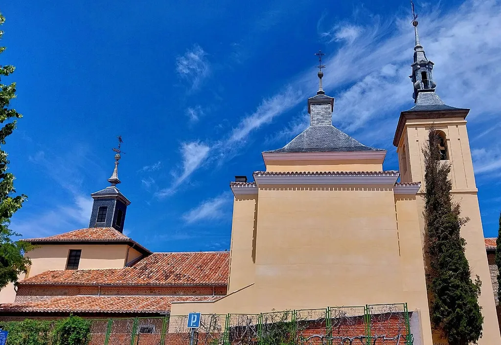 Madrid - Fuencarral, Valverde, Parroquia de San Miguel Arcángel