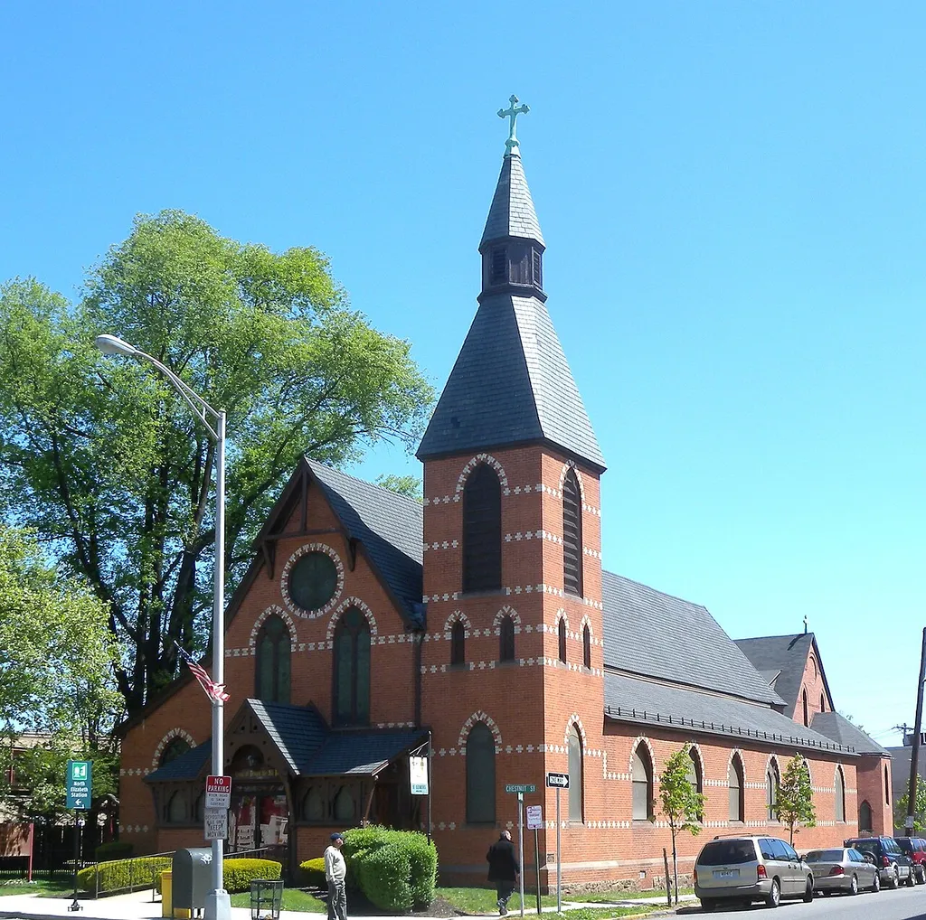 Looking northeast across Broad and Chestnut Streets at Saint Elizabeth's Episcopal Church.