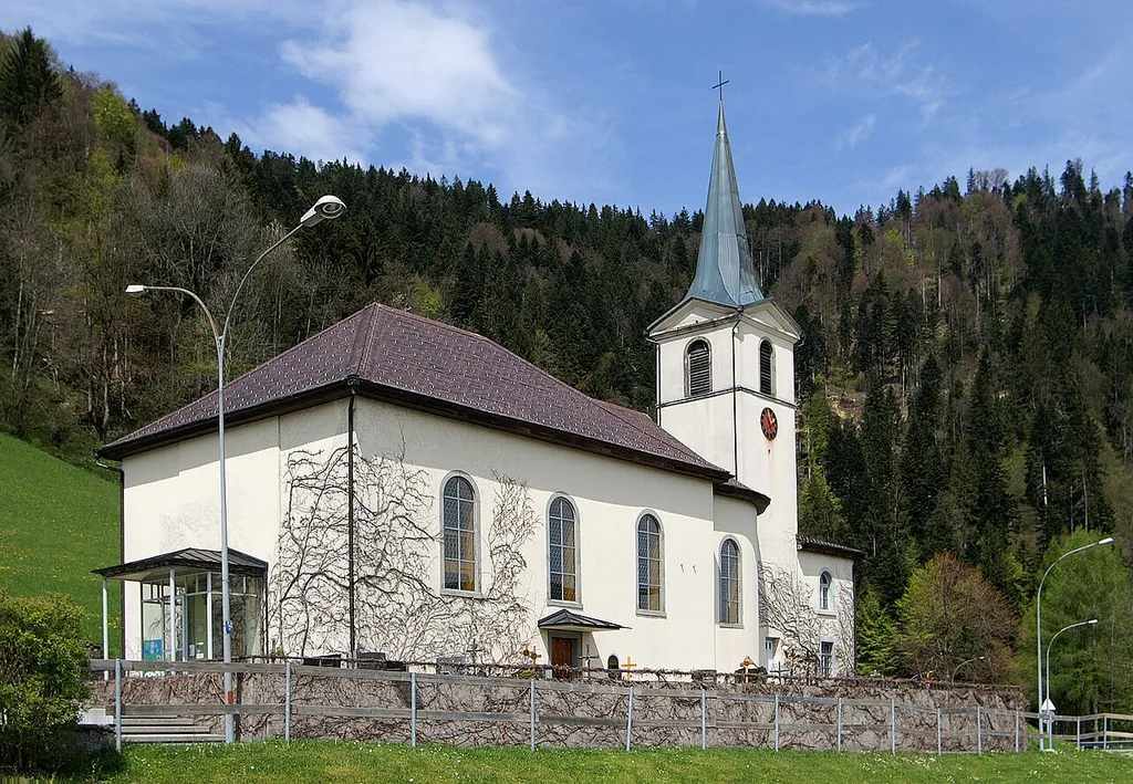 Pfarrkirche hl. Wendelin (Wallfahrtskirche),erbaut 1846 nach Plänen von Gabriel Mallaun, in der Fluh von Bregenz, Vorarlberg.